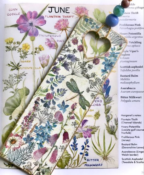 A sweet wildflower design for this pretty wooden bookmark. Edges highlighted in gold and finished with gold string and little beads. Decoupage Decor, Wildflower Design, Mod Podge, Christmas Craft, Wood Art, Diy And Crafts, Decoupage, Christmas Crafts, The Balm