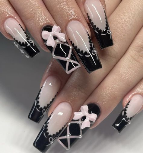 Black Coquette Nails, Black Pink Nail Art, Nail Info, Pin Up Doll, Nail Suggestions, J Nails, Deluxe Nails, Punk Nails, Nails Design With Rhinestones