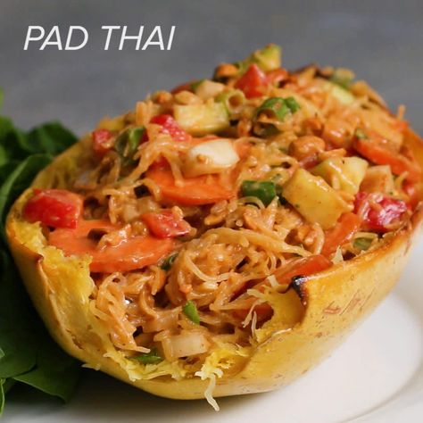 Pad Thai Spaghetti Squash Pad Thai Spaghetti Squash, Thai Spaghetti Squash, Thai Spaghetti, Garlic Spaghetti Squash, Easy Dinner For 2, Spaghetti Squash Recipes Vegan, Spaghetti Squash Pad Thai, Spaghetti Squash Spaghetti, Healthy Squash Recipes