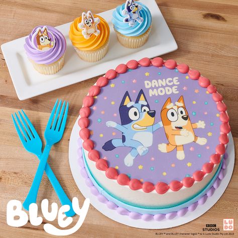 Celebrating with friends and family is pretty sweet, but having your two favorite kiddos there too is even sweeter. Party with Bluey, Bingo and the whole Heeler family at your next celebration! 

#Bluey #BlueyCake Bluey Cupcakes For A Girl, Pastel De Bluey, Bluey Cupcakes, Birthday Party Dessert Table, Fiesta Bluey, Bluey Birthday Party, Bluey Party, Birthday Party Desserts, Bluey Bingo