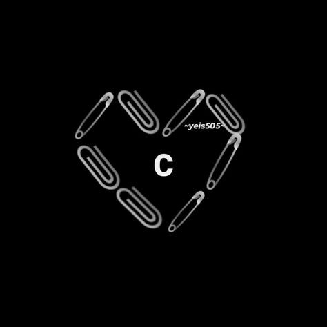 C Initial Wallpaper, Christmas Pictures To Draw, C Wallpaper Letter Aesthetic, Facebook Cover Images Wallpapers, M Letter Images, Hidden Letters, Cristiano Jr, Cybercore Aesthetic, S Letter Images