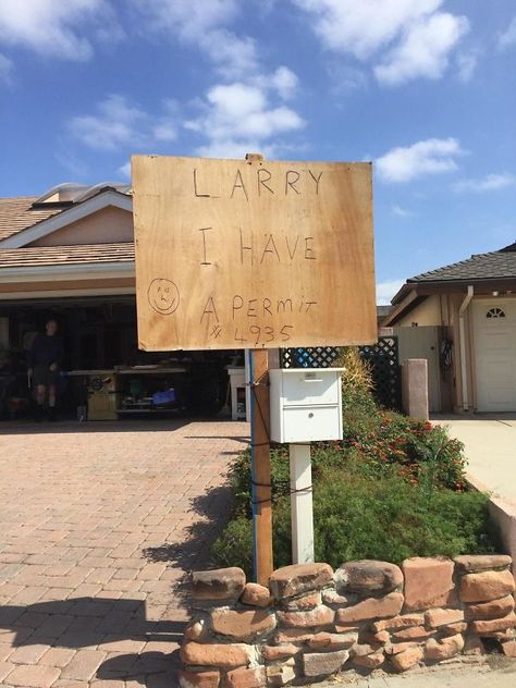 How My Dad Deals With His Asshole Neighbor Who Checks With The City Whenever Anyone Does Any Work On Their Property Outdoor Swings, Annoying Neighbors, Pergola Outdoor, Bad Neighbors, Love Thy Neighbor, Wooden Pergola, Covered Pergola, New Neighbors, Outdoor Swing