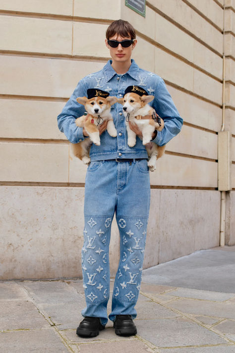 Resort 2025, Louis Vuitton Collection, Souvenir Jacket, Resort Fashion, Fashion Runway, Luxury Dog, Pharrell Williams, Louis Vuitton Men, Shearling Jacket