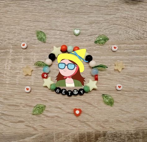 Adventure time, bracelet, Betty grof Aesthetic Crafts, Simon Petrikov, Bracelet Inspo, Making Bracelets, Kandi Bracelets, Adventure Time Art, Jewelry Accessories Ideas, Diy Crafts Jewelry, Adventure Time