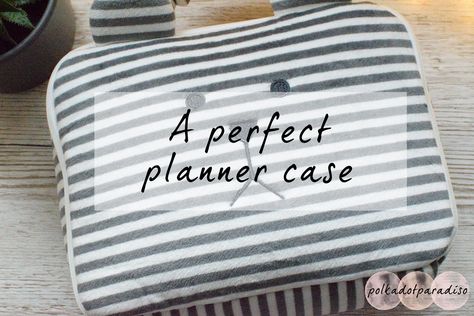 A perfect planner case | Stationery storage | Planner supplies Planner Storage, Planner Case, Organize Thoughts, Drawing Letters, Perfect Planner, Cute Planner, Journal Supplies, Planner Supplies, Stationery Storage