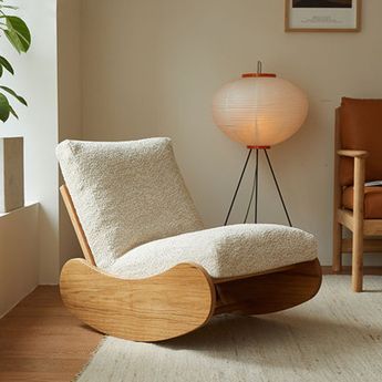 In the hustle and bustle of modern life, we all crave a serene corner to unwind and rejuvenate. This white oak rocking chair is the perfect choice for just that. Crafted from high-quality white oak, it exudes a subtle yet luxurious feel with its sturdy texture and natural grain. The soft white fleece cushions on the seat and back offer a contrasting touch, creating a comfortable seating experience. Imagine sitting in this rocking chair on a sunny afternoon, gently swaying with the breeze, embrac Product Design Chair, Aesthetic Furniture Living Rooms, Rocking Chair Aesthetic, Floor Rocking Chair, Rocking Chair Design, Diy Rocking Chair, Wooden Rocking Chair, Corner Furniture, Wooden Rocking Chairs