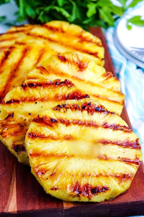 Grilled Fruit Recipes, Grilled Pineapple Recipe, Bbq Dessert, Teriyaki Steak, Hawaiian Macaroni Salad, Pineapple Recipe, Pineapple Dessert, Bbq Desserts, Pineapple Dessert Recipes