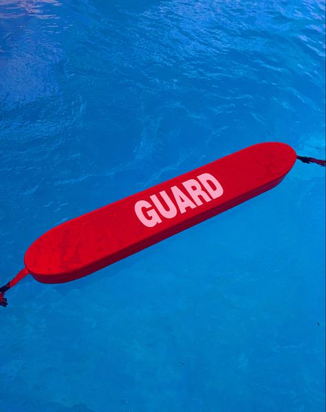 Vintage Lifeguard Aesthetic, Lifeguard Wallpaper, Life Gaurd Astetic, Lifeguard Aesthetic Pool, Baywatch Aesthetic, Life Gard, Life Guard Aesthetic, Kathryn Core, Lifeguard Aesthetic