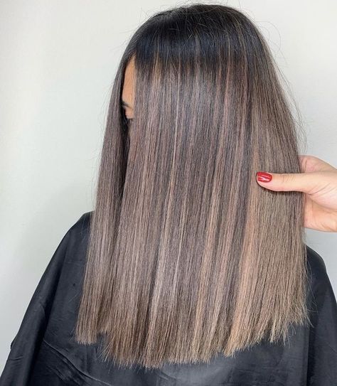 Blue Shampoo, Vlasové Trendy, Hair Color Light Brown, Ash Blonde Hair, Brown Hair Balayage, Dark Blonde Hair, Orange Tones, Light Hair Color, Haircuts Straight Hair