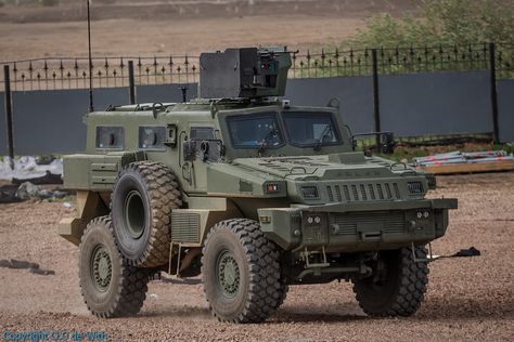 Arlan APC (Armoured Personnel Carrier) (1 van 1) T-45 Power Armor, Armored Transport Vehicle, Police Armored Vehicle, Armored Personnel Carrier, Armoured Personnel Carrier, Mil Spec, 2160x3840 Wallpaper, Armored Truck, Military Technology