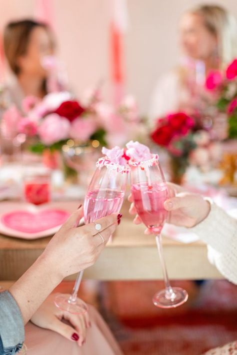 Kiss the Bride Valentines Day Themed Bridal Shower - Inspired By This Valentines Ideas For Her, Valentines Day Gift Ideas, Day Party Ideas, Kiss The Bride, Shower Tips, Champagne Brunch, Small Gathering, Shower Table, Themed Bridal Shower