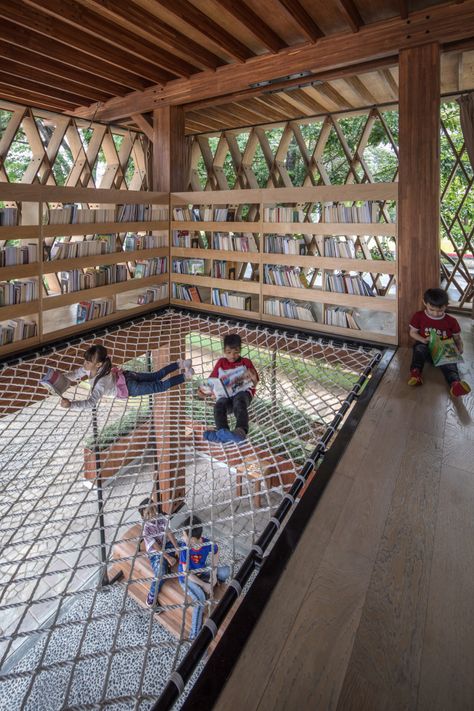 Asma Kat, Community Library, Library Architecture, Desain Pantry, Central Java, Casa Patio, Community Space, Hus Inspiration, Reading Room