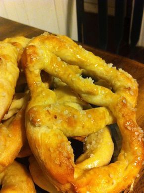 Pretzelmaker Pretzel Recipe, Pretzelmaker Copycat, Pretzel Recipe, Late Night Snack, Small Appetizers, Pretzels Recipe, Sporting Event, Soft Pretzels, Yummy Eats