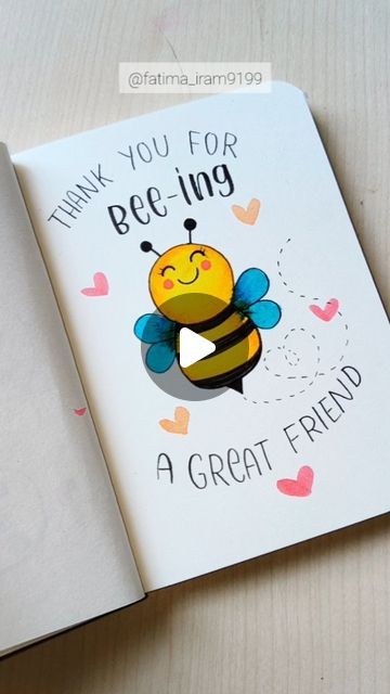 Iram Fatima🦋 on Instagram: "Share with your buddy 😉🐝🫂 . . . . . . . #friendship #bff #friends #cuteart #doodling #doodles #instalove #trendingnow #artreels #reelvideos #reelitfeelit #artist #art #easyart #relationshipgoals #lettering" Bff Cards Ideas, Card Decoration Ideas Drawing Simple, Friendship Day Cards Diy Best Friends, Friendship Day Cards For Kids, Friendship Cards For Kids, Simple Birthday Card Ideas For Friends, Friendship Doodles Art, Bff Card Ideas, Friendship Doodles