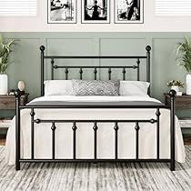 Vintage Headboard, Day Bed Frame, Vintage Headboards, Metal Platform Bed Frame, Headboard Decor, Steel Bed, Black Bedroom, Woman Bedroom, Victorian Vintage