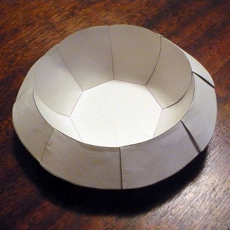 Leventy-Seven Bowl - By Chapman-Bell. Origami Bowl, Concrete Crafts, Geometric Form, Paper Template, Paper Cut, Interactive Design, Soccer Ball, Origami, Craft Ideas