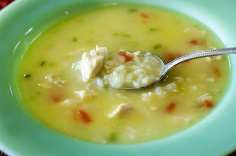 This is just one of those soul-feeding soups that’s easy to make and totally customizable according to your palate. Wait a minute. “…Totally customizable according to your palate?… Pioneer Woman Chicken, The Pioneer Woman Cooks, Rice Soup Recipes, Chicken Rice Soup, Hearty Chicken, Pioneer Woman Recipes, Savory Soups, Milk Cream, Soup And Stew