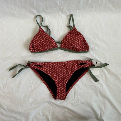 Leith Bikini Size Large Nwt- Never Worn Rust And Olive Color With Pattern Cute Red Bikinis, Triangle Swimsuit Top, Style Moodboard, Summer Uniform, Style Bundle, Nordstrom Women, Triangle Swimsuit, Summer Projects, Cute Swimsuits