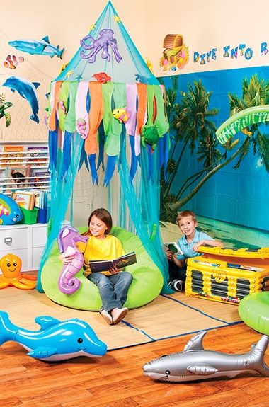 Classroom Reading Corner Ideas, Library Reading Corner, Reading Corner Ideas, Classroom Reading Corner, Ocean Reading, Rustic Wall Decor Diy, Reading Corner Classroom, Beach Theme Classroom, Snail And The Whale