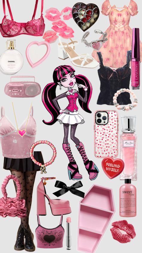 Draculaura #monsterhigh Draculaura Halloween Costume, Draculaura Halloween, Draculaura Aesthetic Outfit, Draculaura Costume, Pink Grunge Aesthetic, Emo Outfits For Girls, Monster High Halloween Costumes, Pink Alt, Draculaura Aesthetic