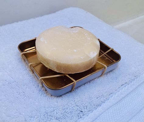 Diy Shower Soap, Diy Soap Tray, Diy Soap Dish Holder, Diy Soap Pouches, Soap Dish Diy, Diy Soap Holder, Diy Soap Dispenser, Diy Dish Soap, Diy Soap Bars