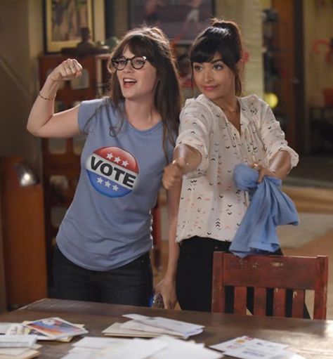 Jess and cece New Girl Style, Friend Costumes, Best Friend Quiz, Friend Quiz, Duo Costumes, Jessica Day, Girl Friendship, Buzzfeed Quizzes, Best Duos