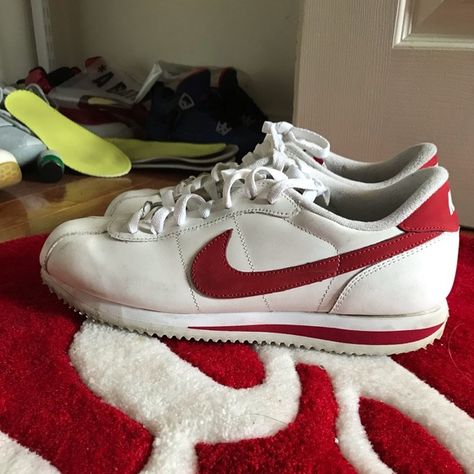 Nike Cortez red/white Nike Cortez Red, Nike Sneaker, Nike Cortez, Super Clean, Nike Cortez Sneaker, Red White, Red And White, Sneakers Nike, Nike