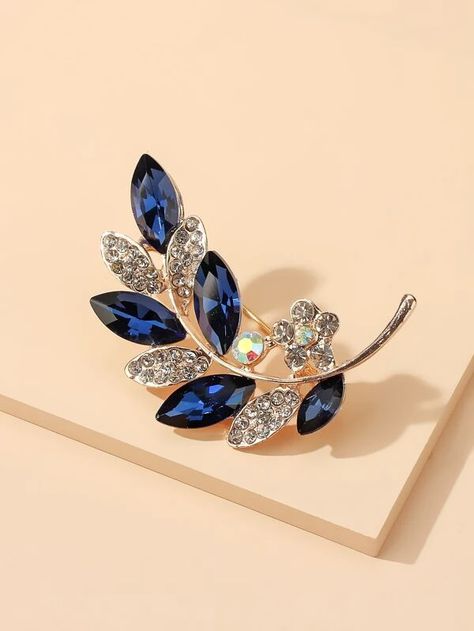 Rhinestone Leaf Design Brooch | SHEIN USA Diamond Wallpaper, Junk Jewelry, Leaf Jewelry, Fashion Hacks Clothes, Rhinestone Brooches, Gold Jewelry Fashion, Fashion Accessories Jewelry, Leaf Design, Brooches