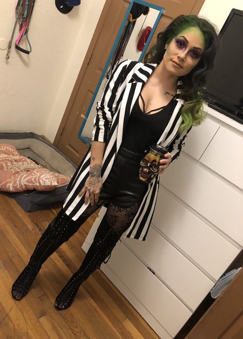 Beetlejuice Fancy Dress Women, Diy Female Beetlejuice Costume, Female Bettle Juice Costume, Beetlejuice Costumes Female, Womens Bettle Juice Costume Diy, Beetlejuice Musical Outfit, Plus Size Beetlejuice Costume, Bettel Juice Costumes, Bettle Juice Halloween Costume Women