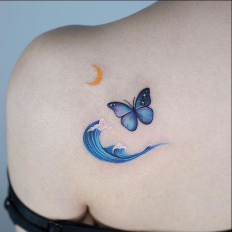 Best Butterfly Tattoos, Tattoos With Meaning Unique, Small Music Tattoos, Butterfly Ankle Tattoos, Tattoos On Wrist, Realistic Butterfly Tattoo, Tattoo Healing Process, Small Symbol Tattoos, Butterfly Tattoos Images