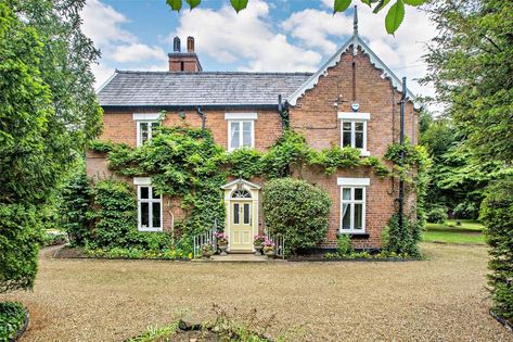 German Style Cottage, Beautiful Mansions, Sims 4 Cottage, England Houses, Cottage Vibes, Dream House Aesthetic, 1920s Design, German Houses, Driveway Ideas