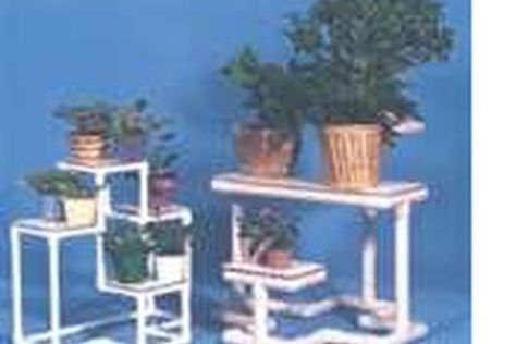 Making a Plant Stand From PVC Pipe. Crafters use PVC pipe for constructing many things. Making a PVC pipe plant stand is a great idea for PVC pipe. Plant lovers usually have a lot of plants and sometimes run out of room for displaying plants. This type of plant stand gives added space in addition to displaying multiple plants at once. By... Pvc Pool, Pvc Furniture, Pvc Pipe Crafts, Pvc Pipe Projects, Farmhouse Backsplash, Beadboard Backsplash, Pvc Projects, Diy Backsplash, Herringbone Backsplash