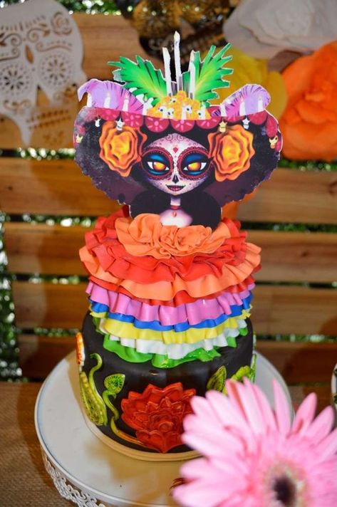 "THE CATRINA" Sugar Skulls and The book of life Mexican Party. | CatchMyParty.com The Book Of Life Party Ideas, Book Of Life Cake, Book Of Life Birthday Party, Book Of Life Party, Pretend Bakery, Sugar Skull Birthday, Mexican Birthday Parties, Fiesta Cake, Day Of The Dead Party