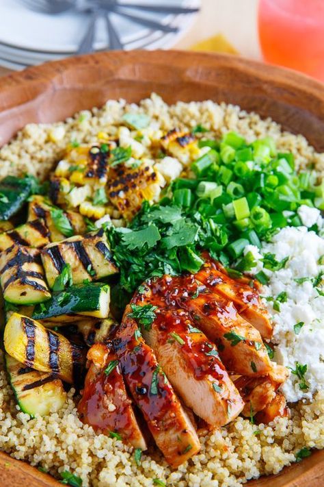 Grilled BBQ Chicken, Zucchini and Corn Quinoa Salad Corn Quinoa Salad, Corn Quinoa, Closet Cooking, Quinoa Salad Recipe, Grilled Bbq Chicken, Chicken Zucchini, Quinoa Salad Recipes, Quinoa Recipes, Quinoa Salad