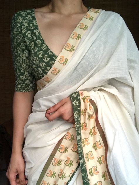 White Saree With Full Sleeve Blouse, Casual Sari Look, Stylish Cotton Sarees, Cami Blouse Saree, Cottagecore Saree, Suti Saree Design, Blouse Design For Short Height Women, Cotton Sari Blouse Designs Latest, Casual Sarees Classy