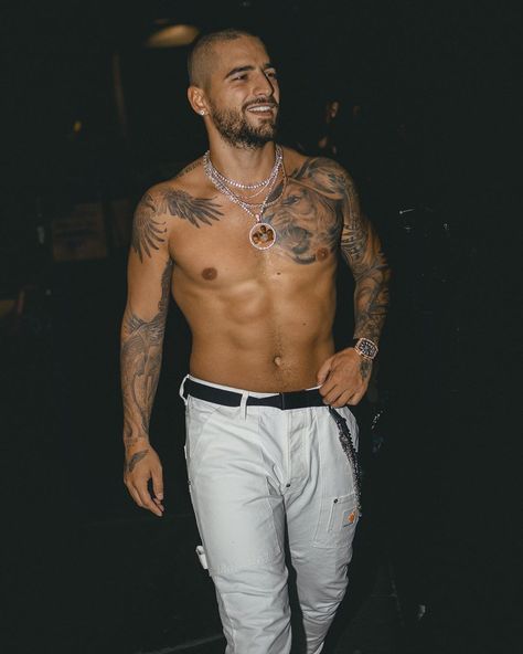 Maluma Haircut, Hot Mexican Men, Latin Men, Latino Men, Chest Tattoo Men, Ricky Martin, Don Juan, Perfect Boy, Attractive Guys