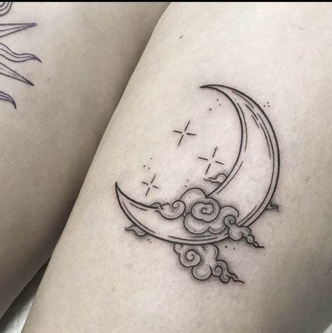 92 Tattoo, Minimalist Tattoo Ideas, Tato Henna, Crescent Moon Tattoo, Moon Tattoo Designs, Dope Tattoos For Women, Discreet Tattoos, Dainty Tattoos, Small Tattoo Designs