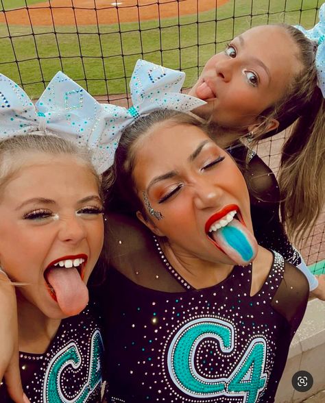 All Star Cheer Makeup, Cheer Competition Makeup, Cute Cheer Team Pictures, Cheer Makeup Competitive, Cheer Aesthetic Allstar, Cheer Pictures All Star, Aesthetic All Star Cheer Pictures, Trio Cheer Pictures, Summit Cheer