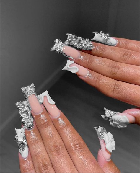 drilledbysosa on ig White Blinged Out Nail Sets, Long Acrylic Nails With Diamonds, Silver Diamond Nails, Reflective Nails Art Designs, White Tip Nails With Design, White Junk Nails, Silver White Nails, 21st Birthday Nail Ideas, White Birthday Nails