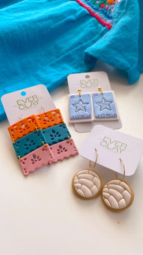 Fiesta Clay Earrings, Mexican Polymer Clay Earrings, Mexican Clay Earrings, Polymer Clay Recipe, Diy Gifts To Sell, Handmade Clay Jewelry, Polymer Clay Diy, Pasta Francesa, Polymer Jewelry