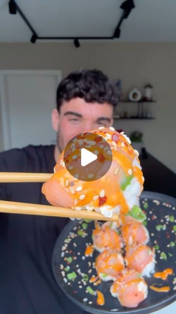 Live Healthy and Fit l Health Fanatics & Food Addicts on Instagram: "The easiest sushi hack ever 🍣😍 No more takeout needed! This DIY sushi is fresh, fun, and super simple—plus, you get to use an egg carton as a mold! 😂 Perfect for a sushi night at home. By @stefanozarrella 

🌿 Live Healthy and Fit | Health Fanatics & Food Addicts
Follow us for daily tips, recipes, and healthy inspiration! 🥗 

Ingredients

1 pack of salmon
1 avocado
Cream cheese with bell pepper flavor
Sushi rice
Nori sheets
Orange Sriracha
Sesame seeds
Chili flakes
Green onions
Equipment

1 egg carton
Plastic wrap
Instructions
First, cut off the lid of the egg carton and cover the bottom of the carton with plastic wrap. Next, start layering your sushi. First, add the salmon, then the avocado, cream cheese, cooked sush Sushi Night At Home, Hor Devours, Avocado Cream Cheese, Nori Sheets, Hors Devours, Pear Salad Recipes, Easy Sushi, Diy Sushi, Healthy Inspiration