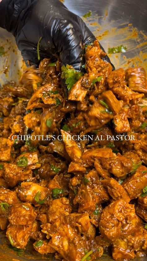 Chicken Chipotle Bowls 🌶️ recipe ⬇️ Chicken 3 tbsp of chipotle peppers in adobo sauce 3 garlic cloves 1 tsp cumin 1 tsp oregano 1/4 cup… | Instagram Chipotle Peppers In Adobe Sauce Recipes, Recipes Using Chipotle Peppers In Adobo, Chipotle Chicken Al Pastor Recipe, Chipotle Peppers In Adobo Sauce Recipes, Chipotle Pepper In Adobo Sauce Recipes, Chipotle Adobo Chicken, Alpastor Recipe, Chipotle Bowl Recipe, Chicken Al Pastor