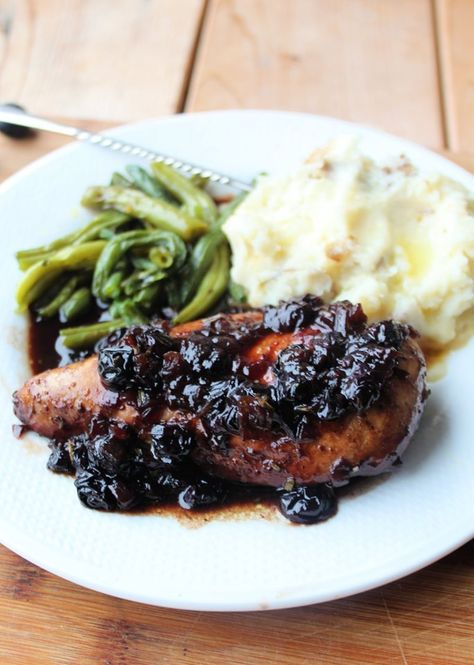 Blueberry Recipes Dinner, Blueberry Meals, Savory Blueberry Recipes, Blueberry Chicken, New Dinner, New Recipes For Dinner, Blueberry Sauce, Balsamic Chicken, Citrus Chicken