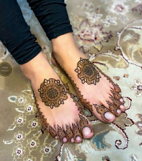 henna art by aqsa jamali Pag Mehndi Designs, Foot Mehndi Design, Feet Mehendi, Foot Mehndi, New Henna Designs, Paid Partnership, Wedding Mehndi Designs, Wedding Mehndi, Latest Mehndi