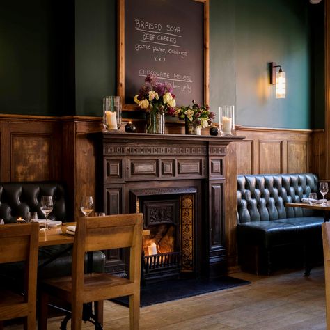 Light Green Painted Walls, English Pub Interior, Pub Interior Ideas, Irish Pub Interior, Pub Interior Design, Bistro Interior, Green Painted Walls, Pub Interior, Gastro Pubs