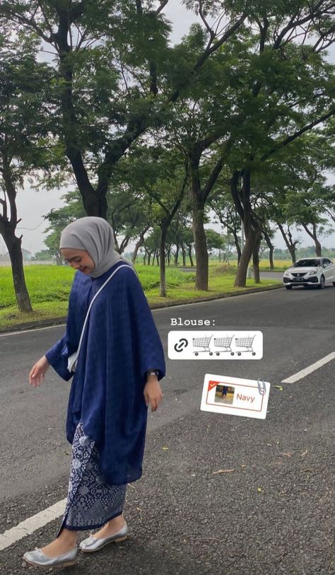 Ootd Navy Hijab Casual, Navy Hijab Outfit, Outfit Navy Hijab, Ootd Kondangan Hijab Styles Simple, Outfit Kondangan Couple, Ootd Kondangan Casual, Navy Ootd, Ootd Navy, Outfit Hijab Simple