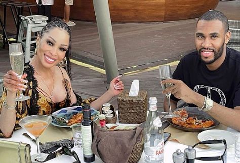 Khanyi Mbau spends quality time with her bae in Dubai. Couple In Kabba, Khanyi Mbau, Al Bastakiya Dubai, Sheikh Khalifa Bin Hamad Khk, Amazing Views, Instagram Live, Quality Time, In Dubai, Luxury Cars