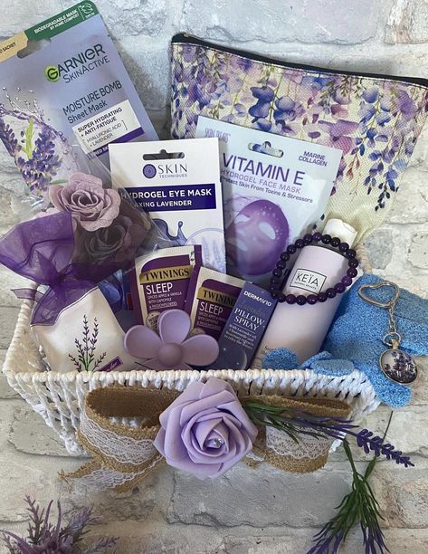 Purple Gift Box Ideas, Cheer Up Someone, Lavender Basket, Hampers For Men, Hamper Gift Basket, White Basket, Lavender Pillows, Fresh Lavender, Pamper Hamper