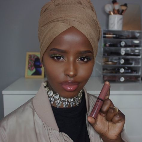 This NYX Butter Gloss in Ginger Snap that works with everything. | 18 Beauty Products You Should Try, According To These Experts Mauve Matte Lipstick, Nyx Butter, Nyx Butter Gloss, Butter Gloss, Purple Lipstick, Ginger Snap, Oily Skin Care, Dark Skin Makeup, Ginger Snaps