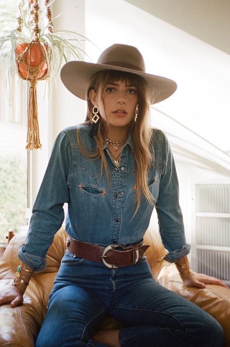 Fallout Cowboy, Southwest Outfits Women, Editorial Cowgirl, Western Rocker Outfits, Western Party Outfit, Boho Swag, Gothic Cowgirl, Nashville Aesthetic, Cowgirl Core